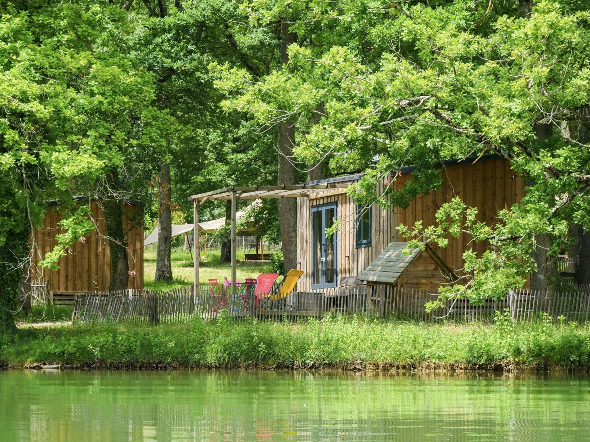 Whaka Lodge Seissan Экстерьер фото
