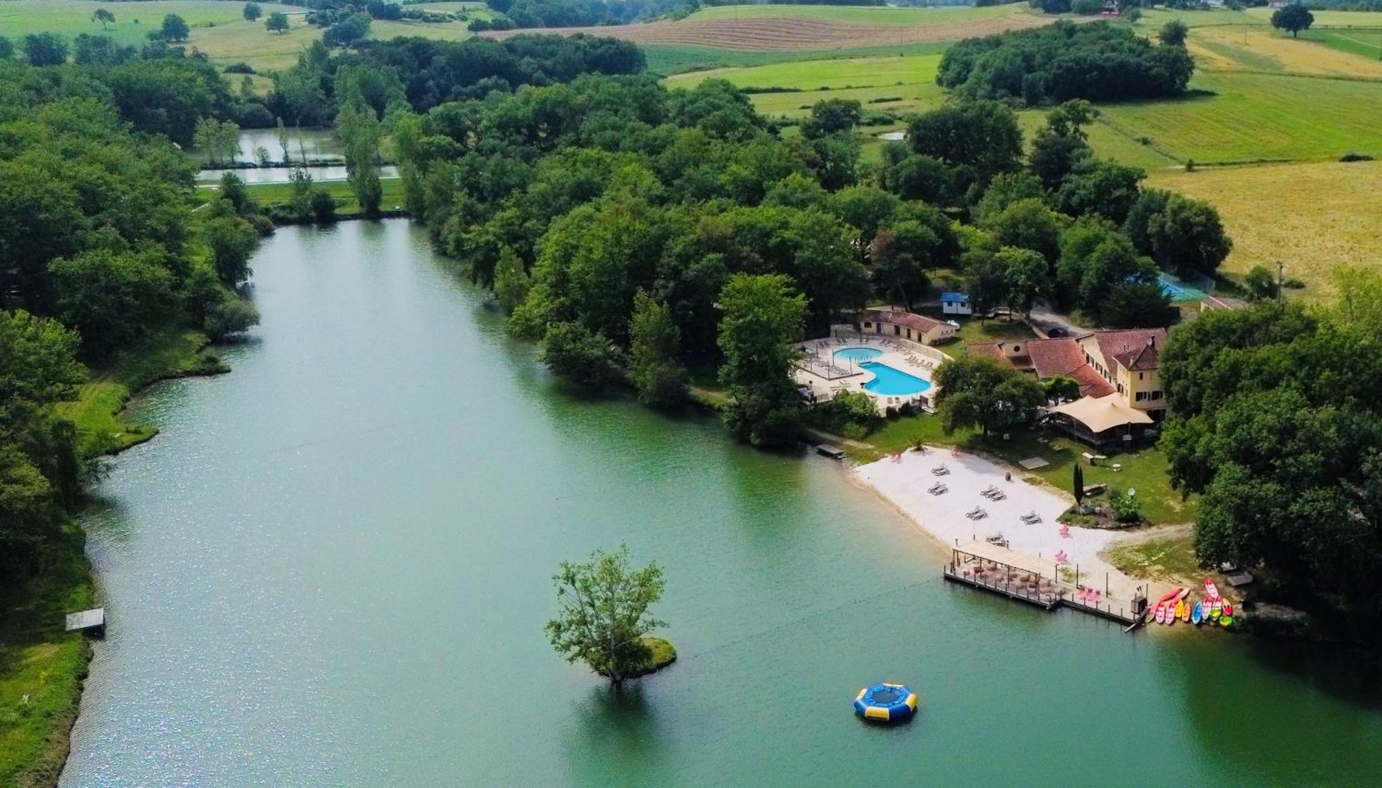 Whaka Lodge Seissan Экстерьер фото