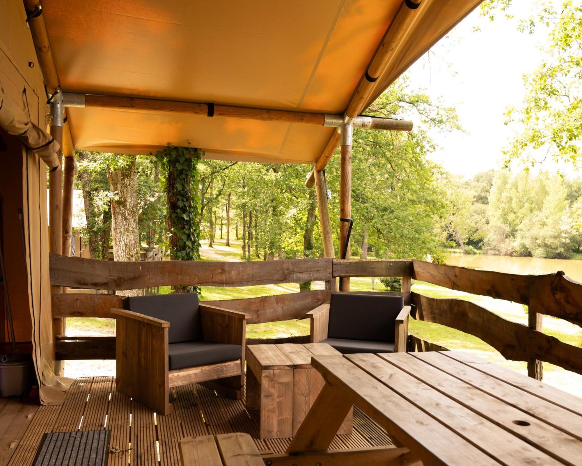 Whaka Lodge Seissan Экстерьер фото