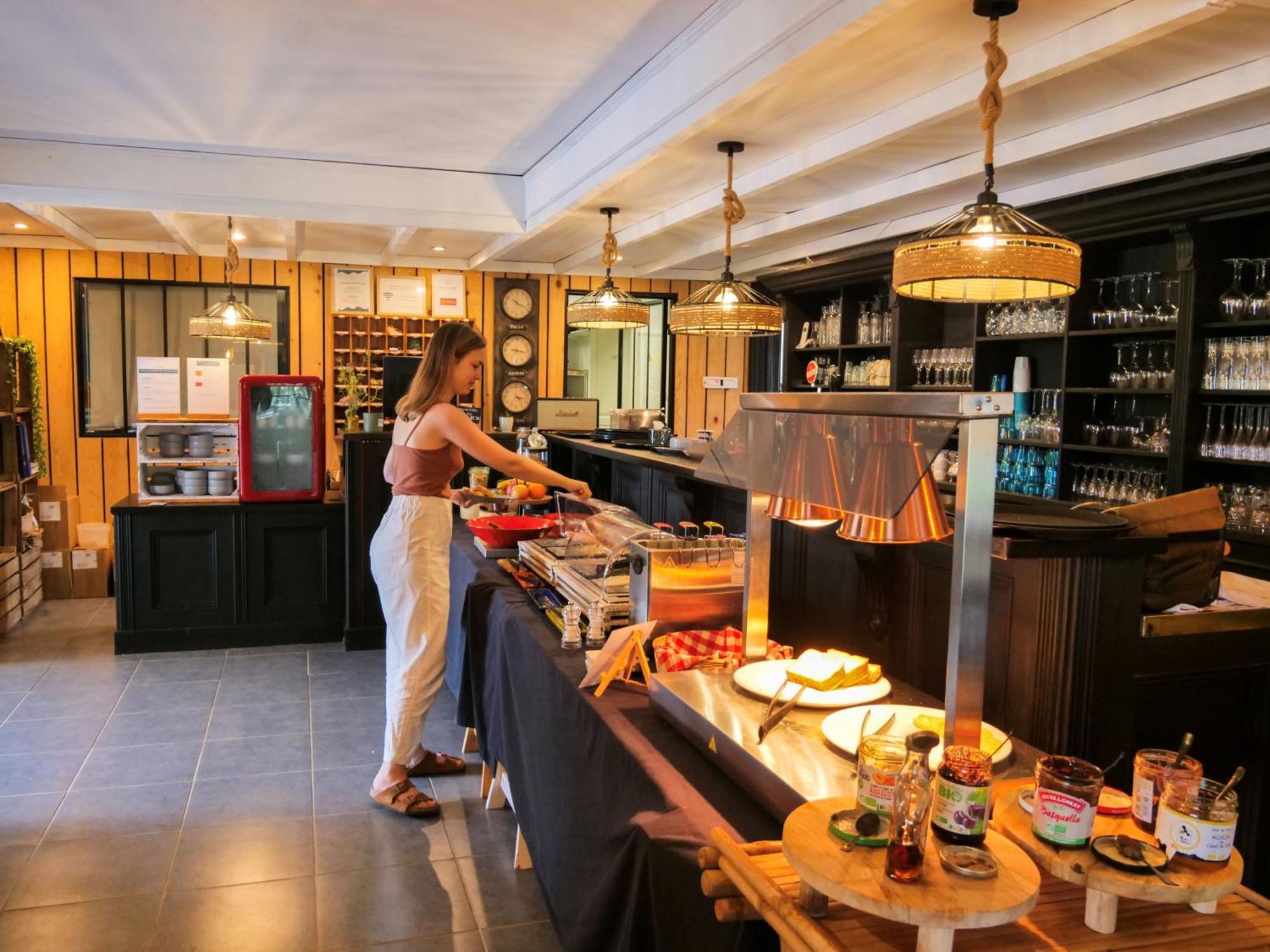 Whaka Lodge Seissan Экстерьер фото